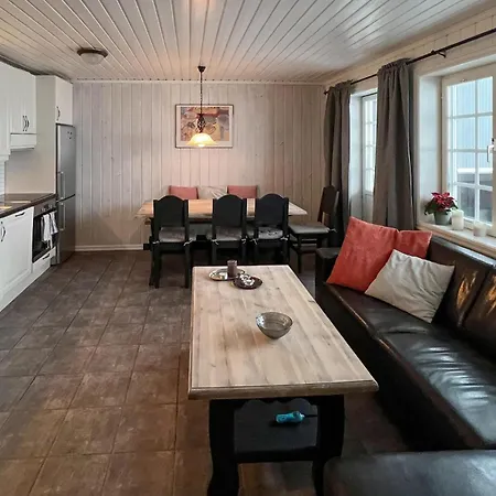 Cozy In With House A Mountain View Apartment Svingvoll